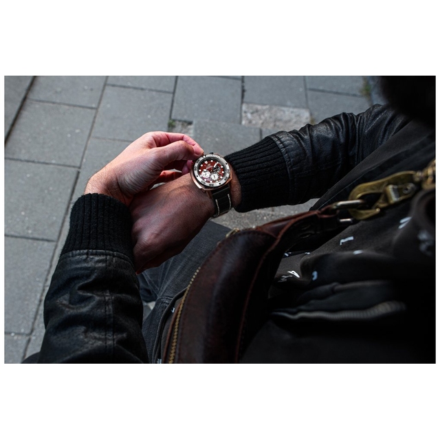 ZEGAREK VOSTOK EUROPE SYSTEMA PERIODICUM PHOSPHORUS