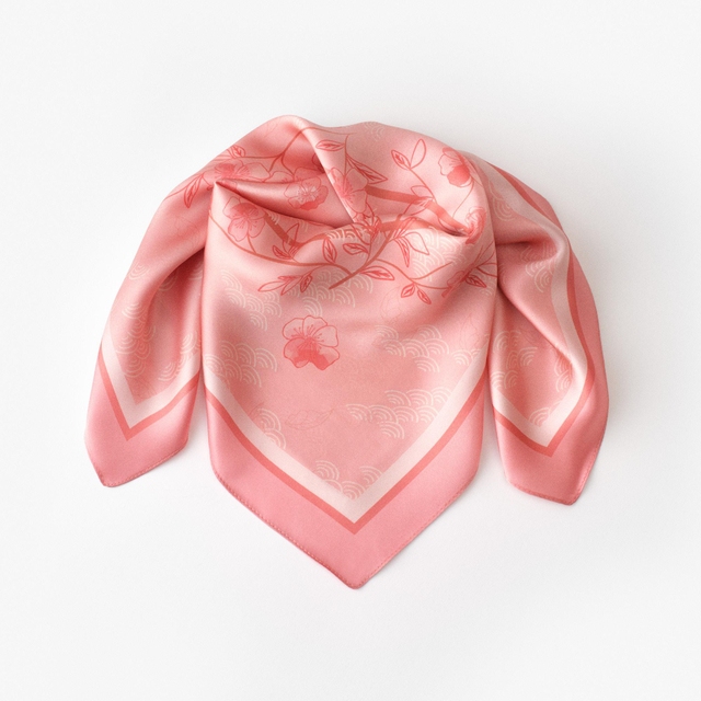 Chusta jedwabna Kwiaty Nocy Wiśnia