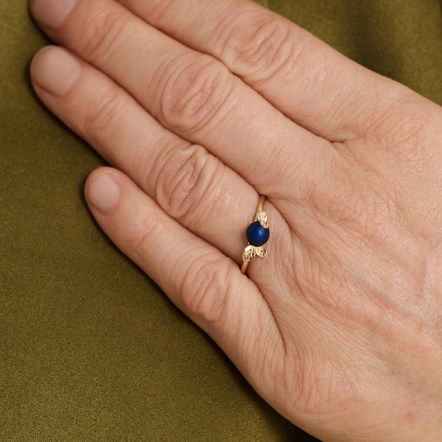 Pierścionek złoty Kwiaty Nocy Borówka