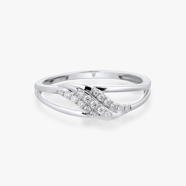 Pierścionek złoty z diamentami