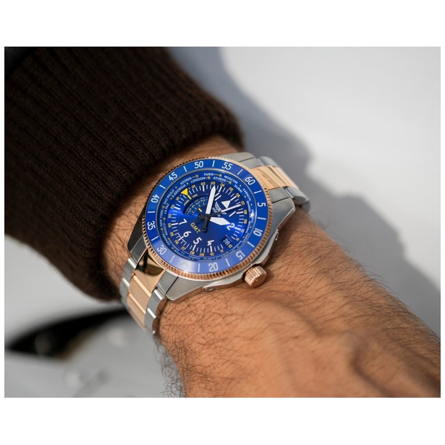 ZEGAREK AVIATOR AIRACOBRA GMT