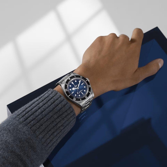 TUDOR BLACK BAY 68