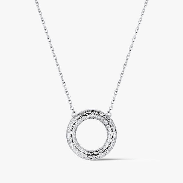 Naszyjnik srebrny z ażurowym elementem