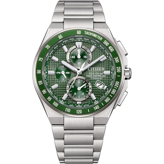ZEGAREK CITIZEN RADIO CONTROLLED SUPER TITANIUM CHRONOGRAPH