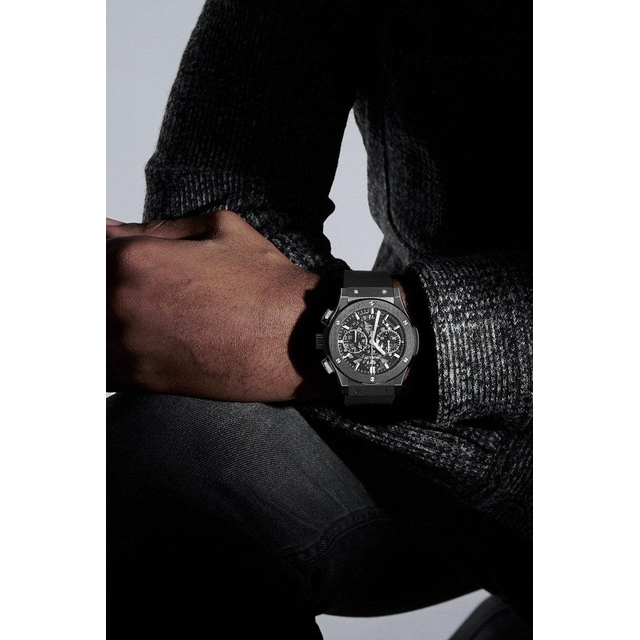 ZEGAREK HUBLOT CLASSIC FUSION AEROFUSION BLACK MAGIC