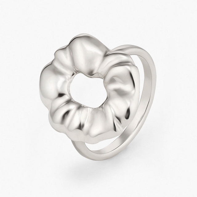 Pierścionek srebrny Follow