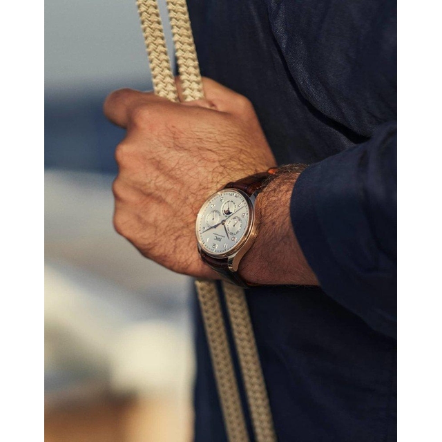 ZEGAREK IWC SCHAFFHAUSEN PORTUGIESER PERPETUAL CALENDAR 42