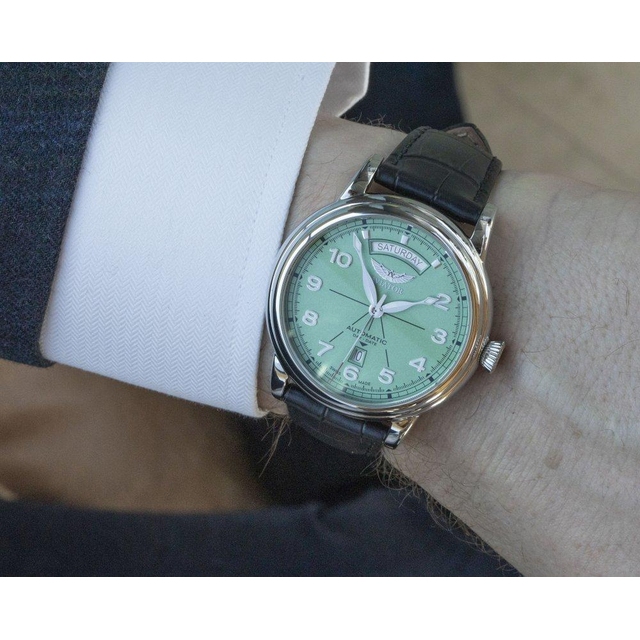 ZEGAREK AVIATOR DOUGLAS DAY-DATE