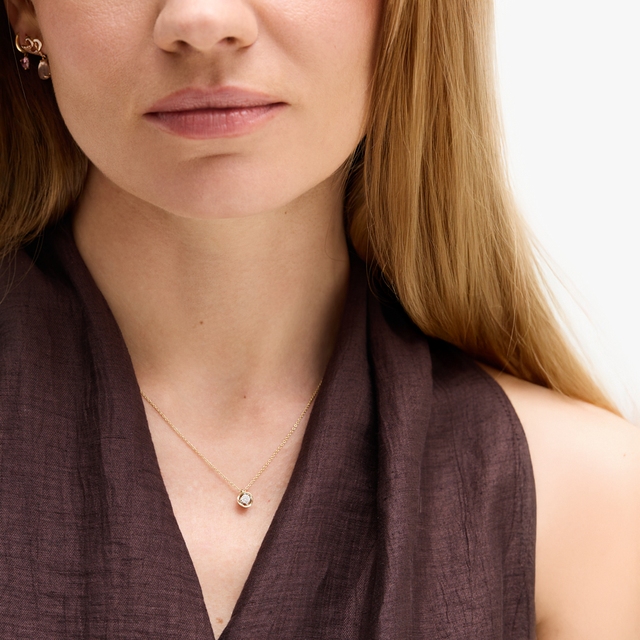 Naszyjnik złoty z diamentem