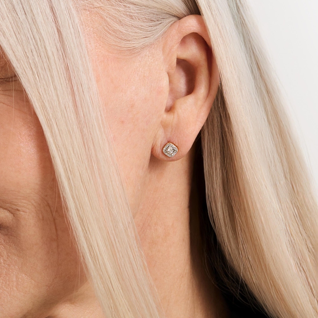 Kolczyki złote z diamentami