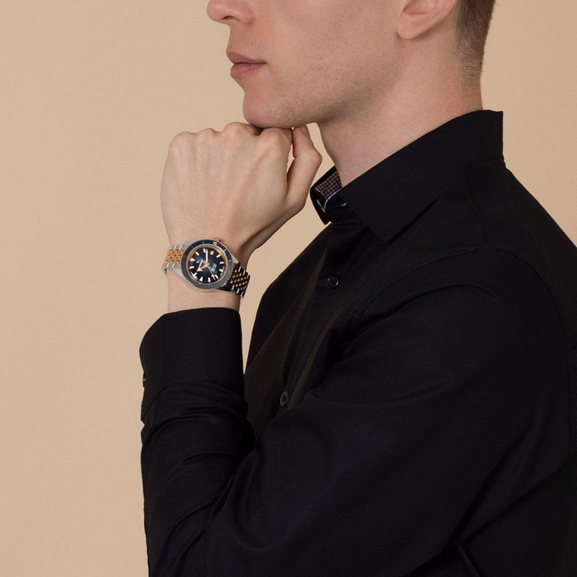 ZEGAREK RADO CAPTAIN COOK AUTOMATIC
