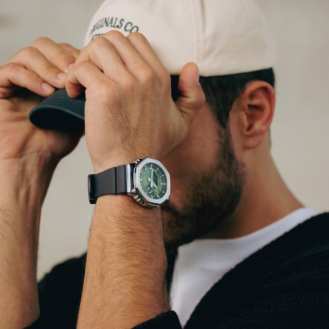 ZEGAREK G-SHOCK G-STEEL GBM-2100 SERIES