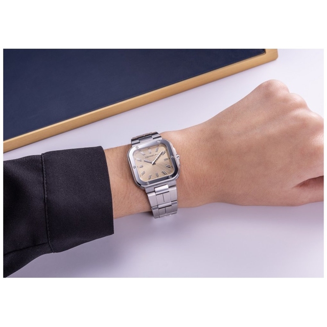 ZEGAREK HERBELIN CAP CAMARAT SQUARE