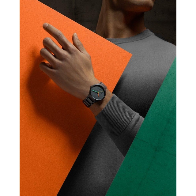 ZEGAREK RADO TRUE ROUND X LES COULEURS LE CORBUSIER