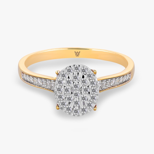 Pierścionek złoty z diamentami