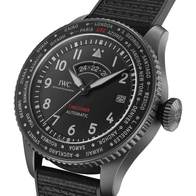 ZEGAREK IWC SCHAFFHAUSEN PILOT'S TIMEZONER TOP GUN CERATANIUM