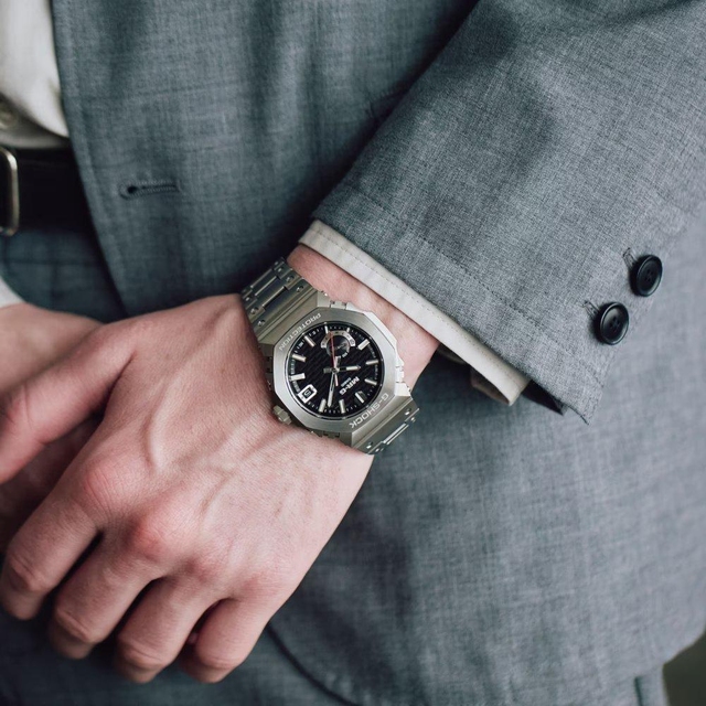 ZEGAREK G-SHOCK MR-G MRG-B2100 SERIES