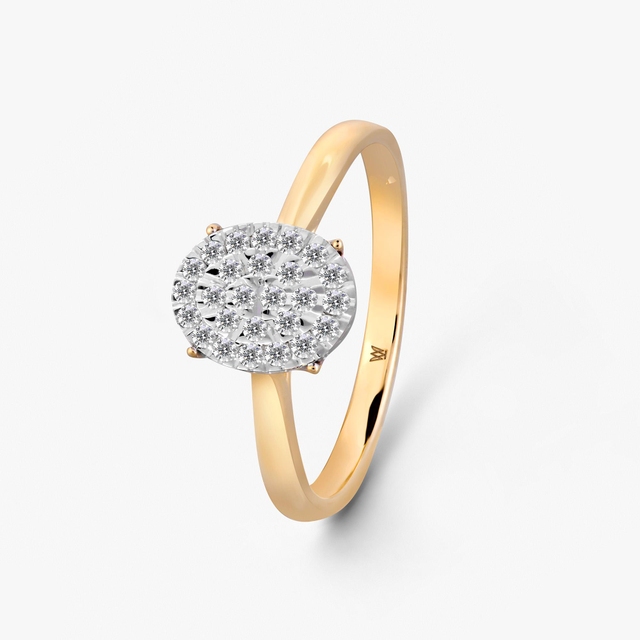 Pierścionek złoty z diamentami