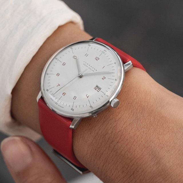 ZEGAREK JUNGHANS MAX BILL MEGA SOLAR