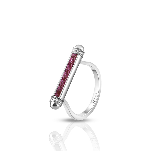 Pierścionek białe złoto z diamentami i różowymi szafirami