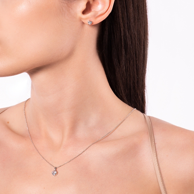 Wisiorek srebrne serduszko