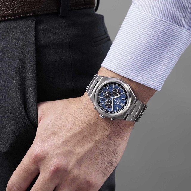 ZEGAREK CITIZEN SUPER TITANIUM ZENSHIN CHRONOGRAPH