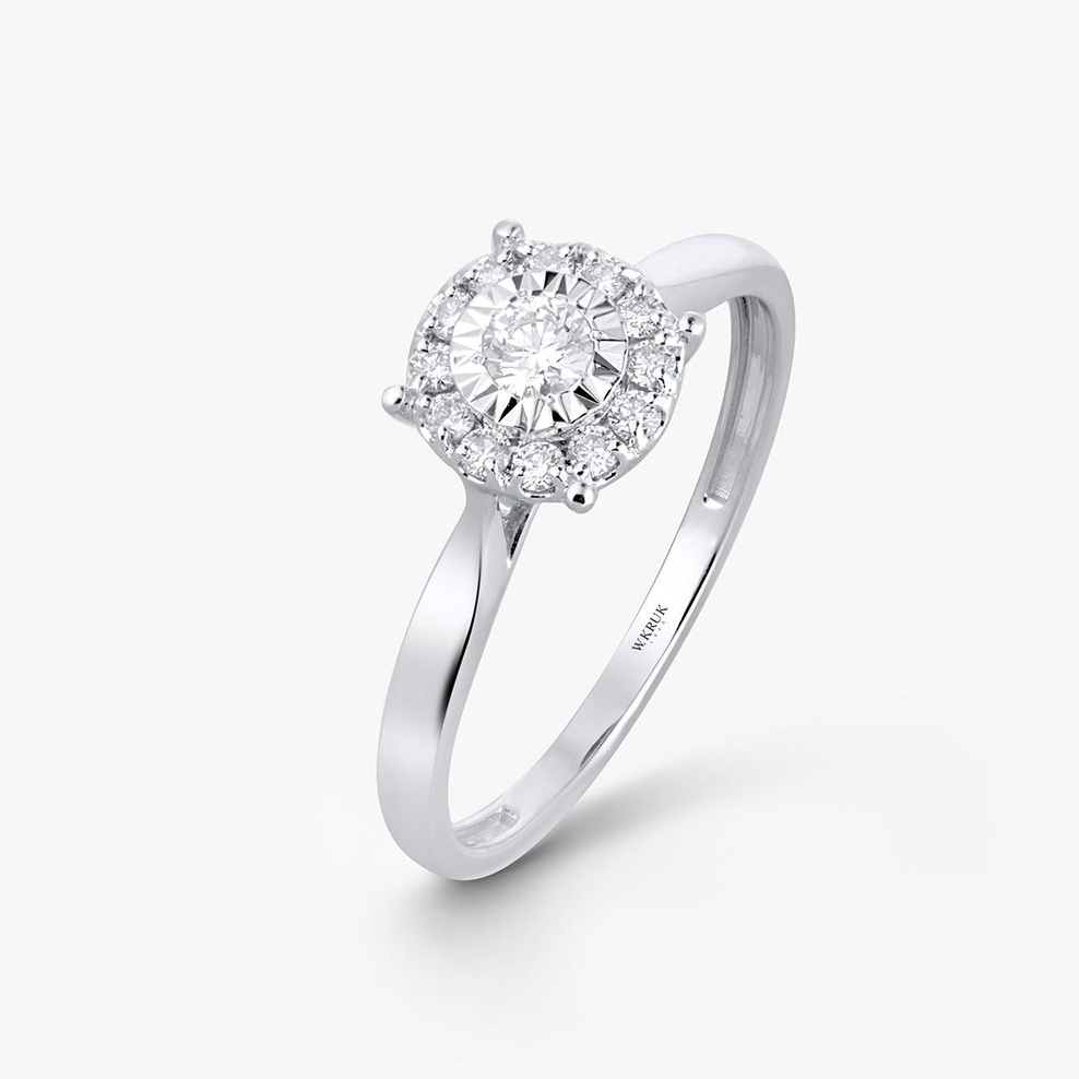 Pierścionek złoty z diamentami