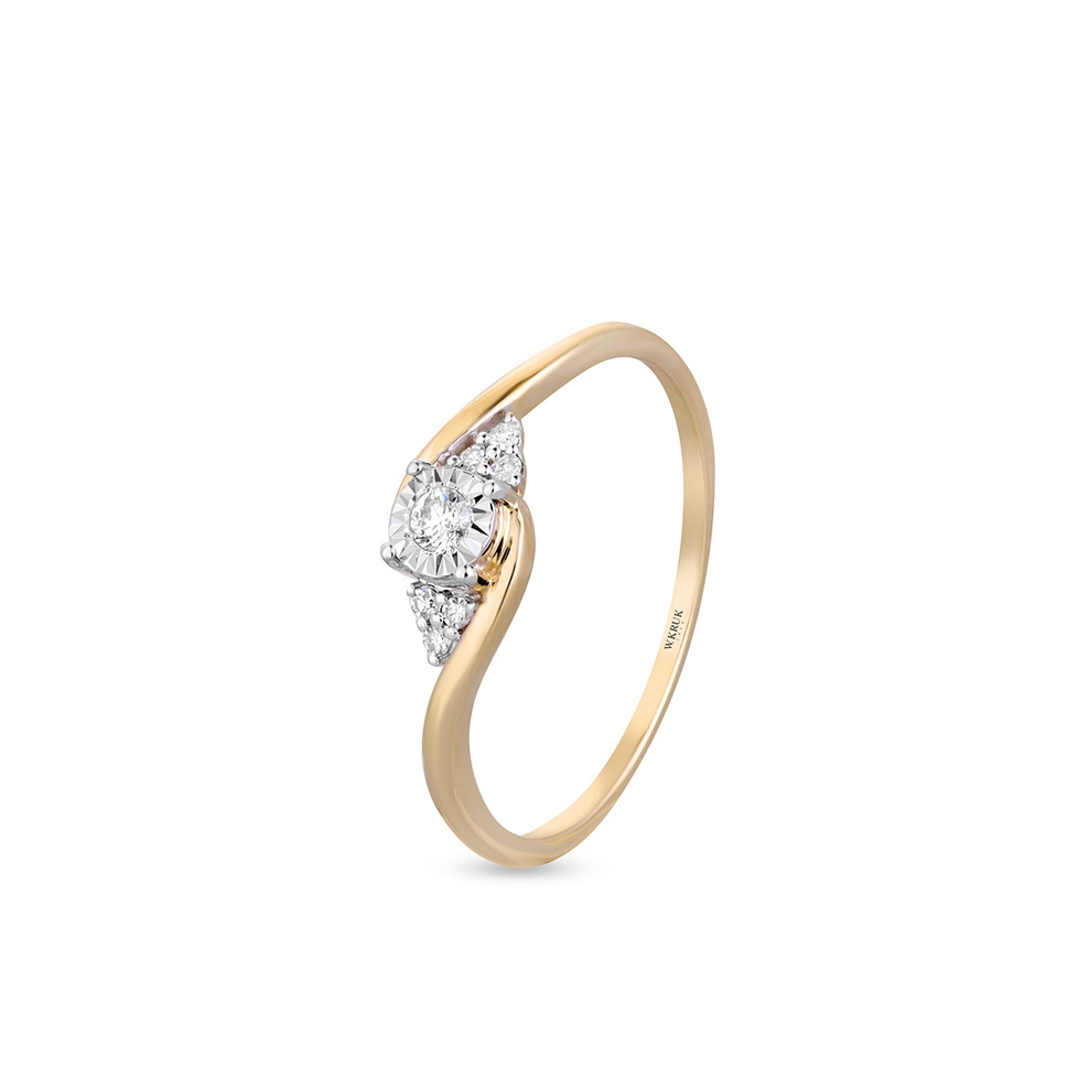 Pierścionek złoty z diamentami