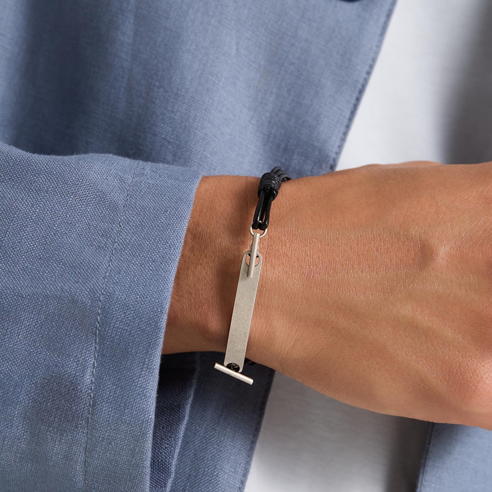 Bransoleta skórzana ze stalową blaszką