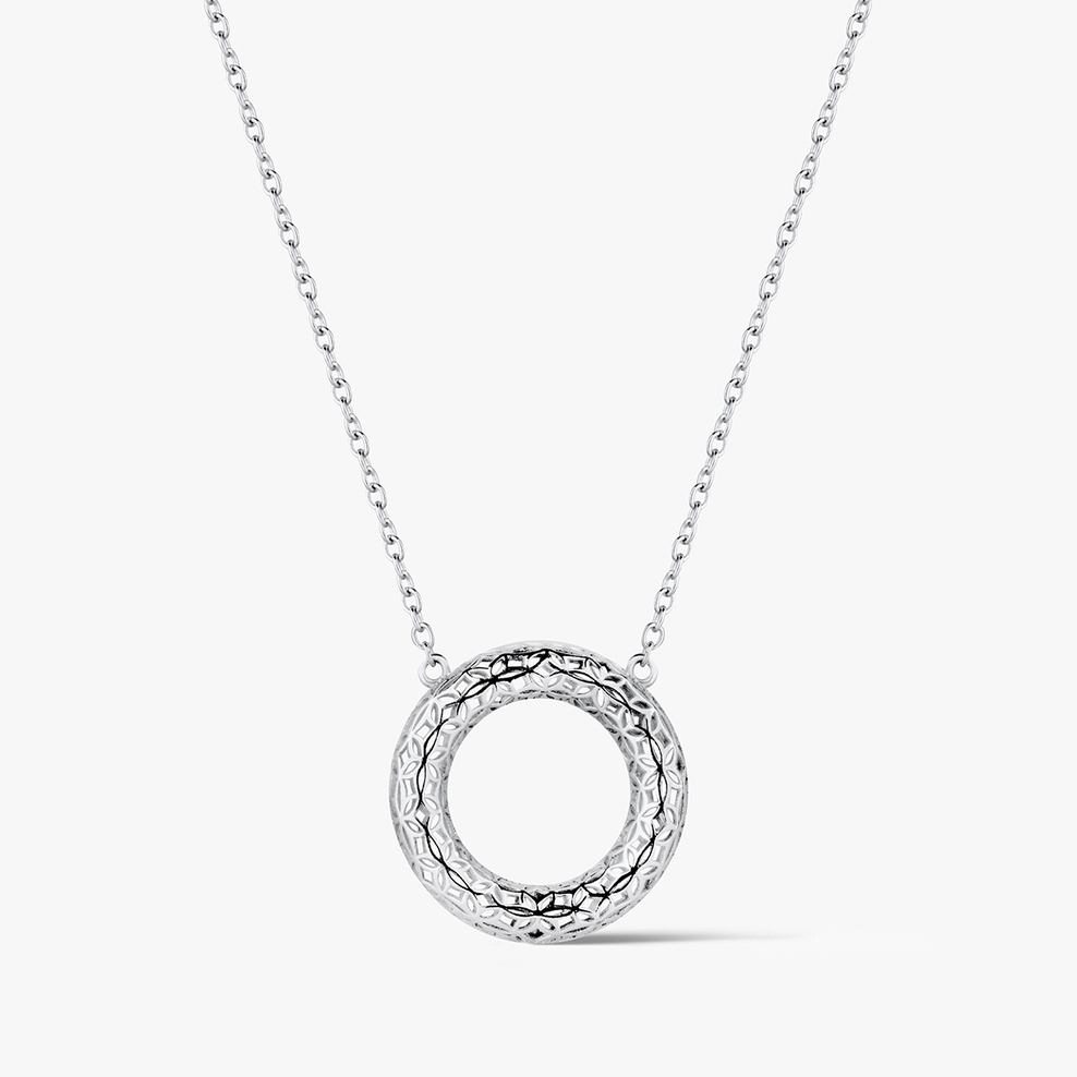 Naszyjnik srebrny z ażurowym elementem