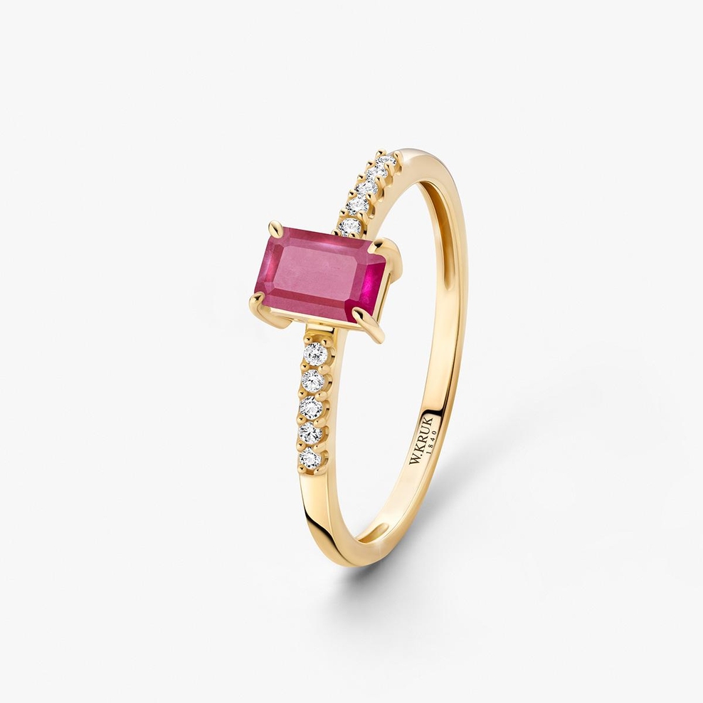 Pierścionek złoty z rubinem TRIO