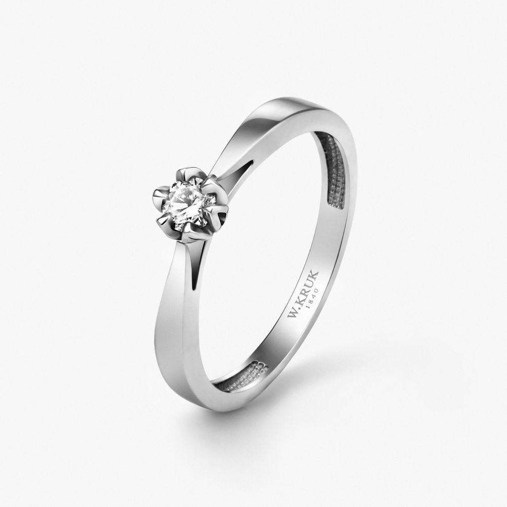 Pierścionek zaręczynowy złoty Romantyczny