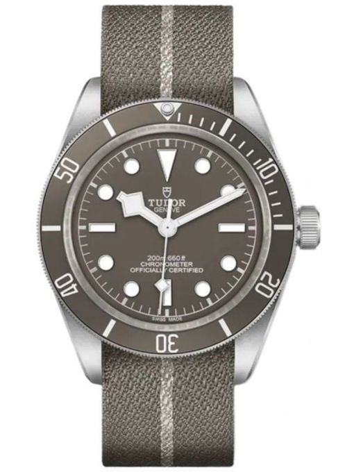 TUDOR BLACK BAY 58 925