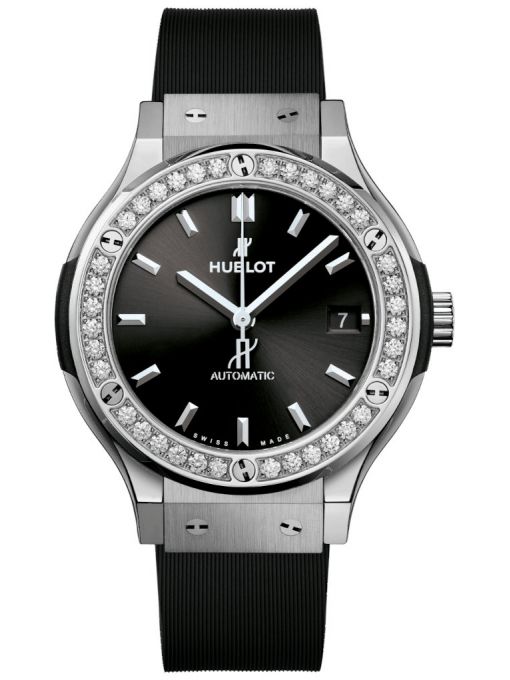ZEGAREK HUBLOT Classic Fusion Titanium Diamonds