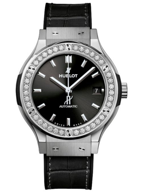 ZEGAREK HUBLOT Classic Fusion Titanium Diamonds
