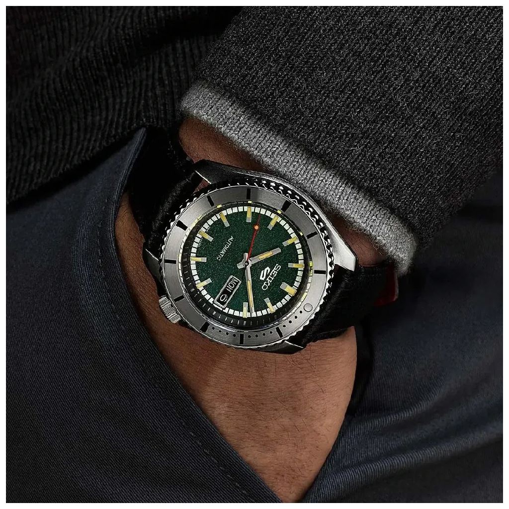 ZEGAREK SEIKO 5 SPORTS MASKED RIDER LIMITED EDITION