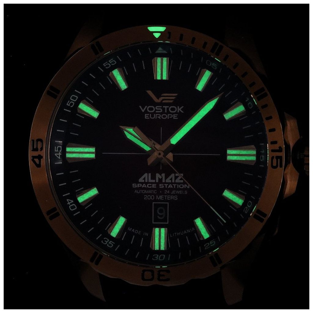 ZEGAREK VOSTOK EUROPE ALMAZ SPACE STATION AUTOMATIC