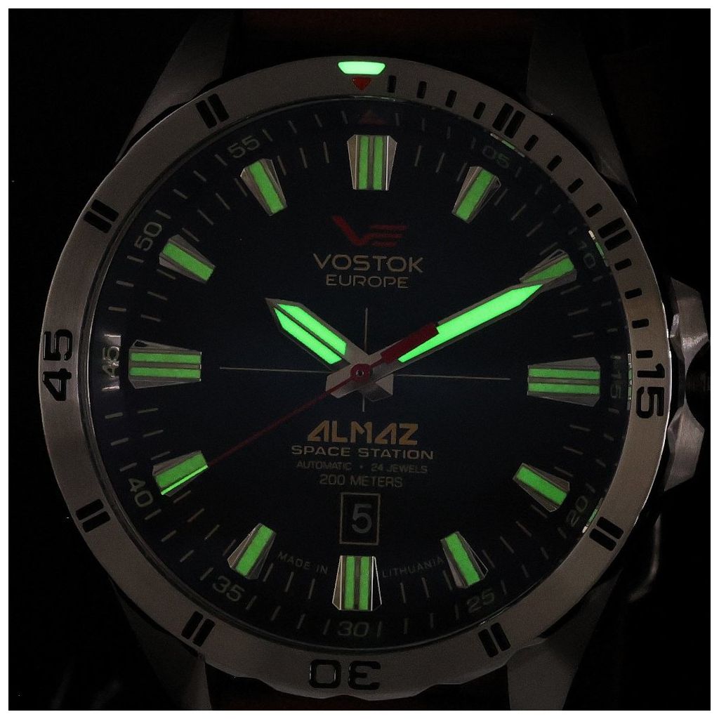 ZEGAREK VOSTOK EUROPE ALMAZ SPACE STATION AUTOMATIC