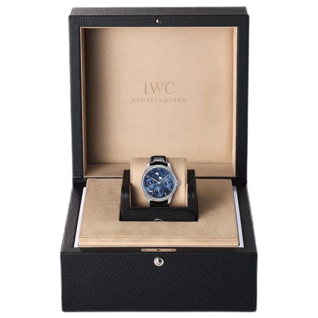 ZEGAREK IWC SCHAFFHAUSEN Portugieser Perpetual Calendar