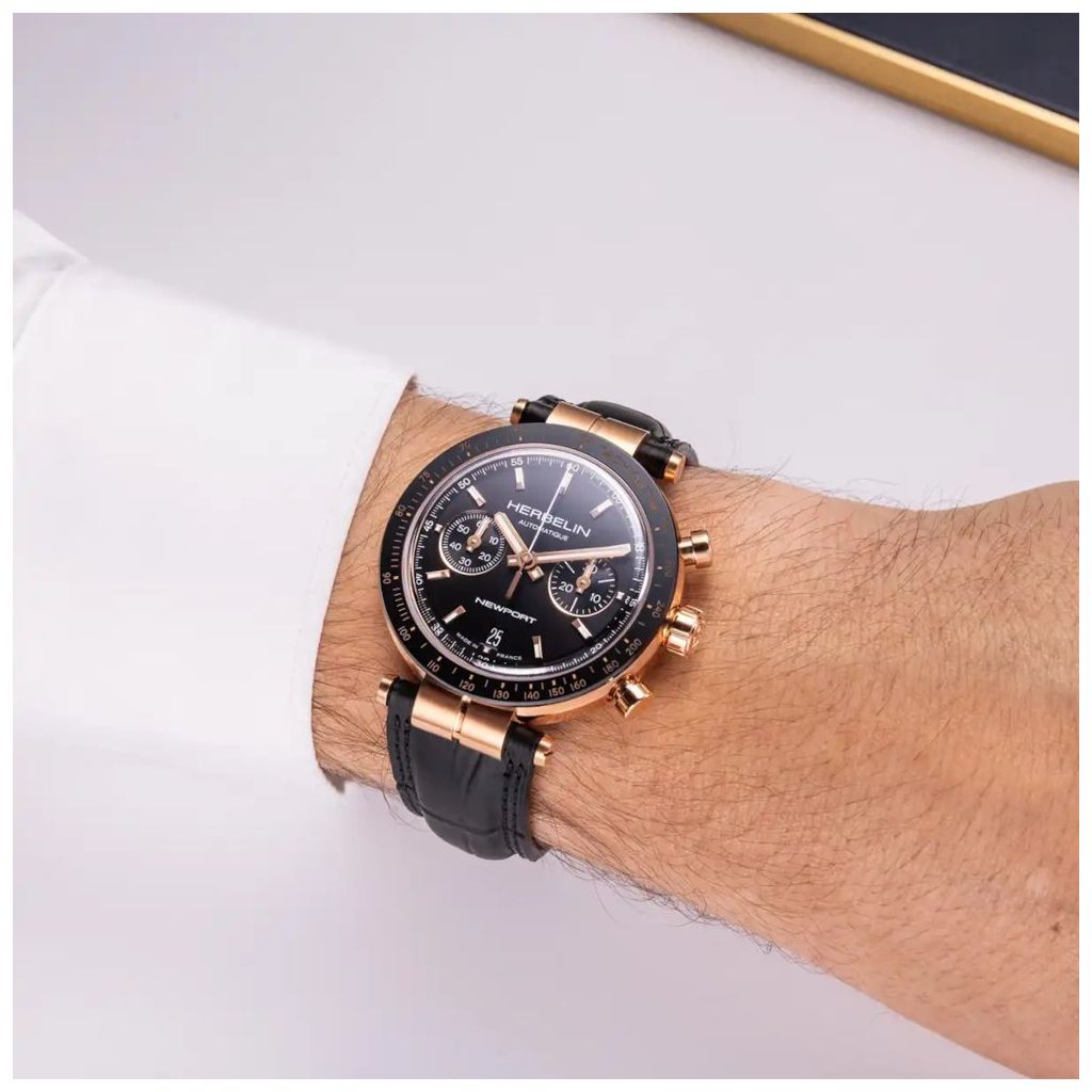 ZEGAREK HERBELIN NEWPORT AUTOMATIC CHRONOGRAPH LIMITED EDITION