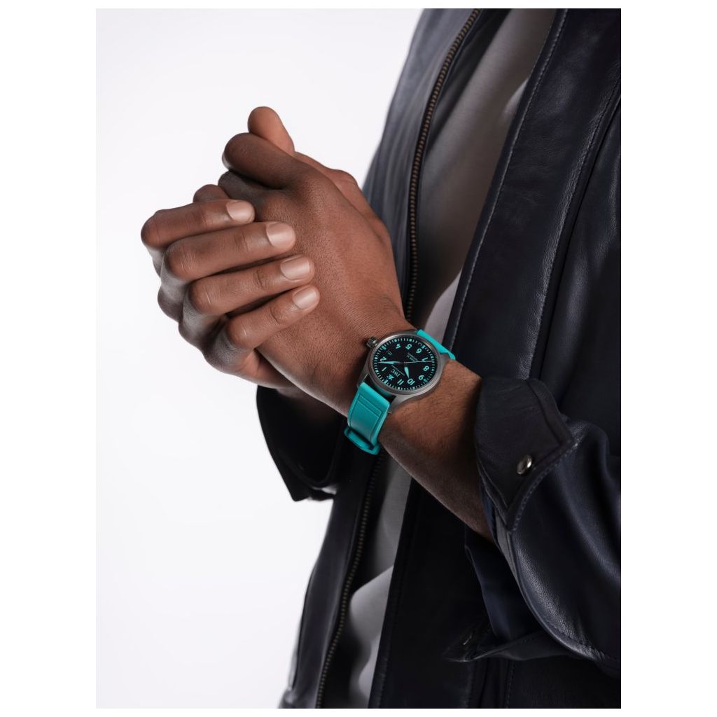 ZEGAREK IWC SCHAFFHAUSEN PILOT'S MARK XX MERCEDES-AMG PETRONAS F1 TEAM
