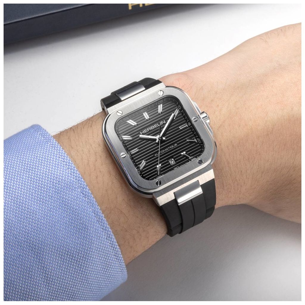 ZEGAREK HERBELIN CAP CAMARAT SQUARE AUTOMATIC
