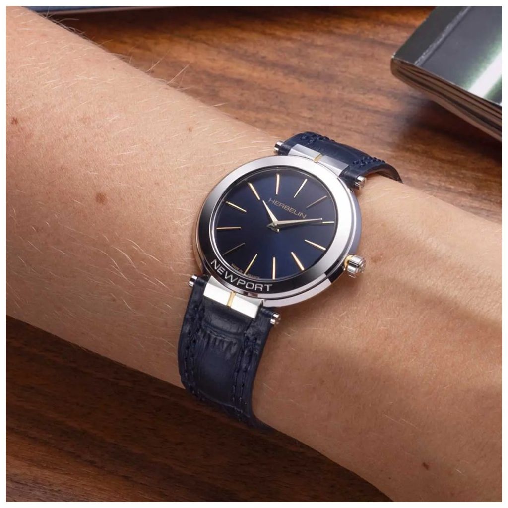 ZEGAREK HERBELIN NEWPORT SLIM