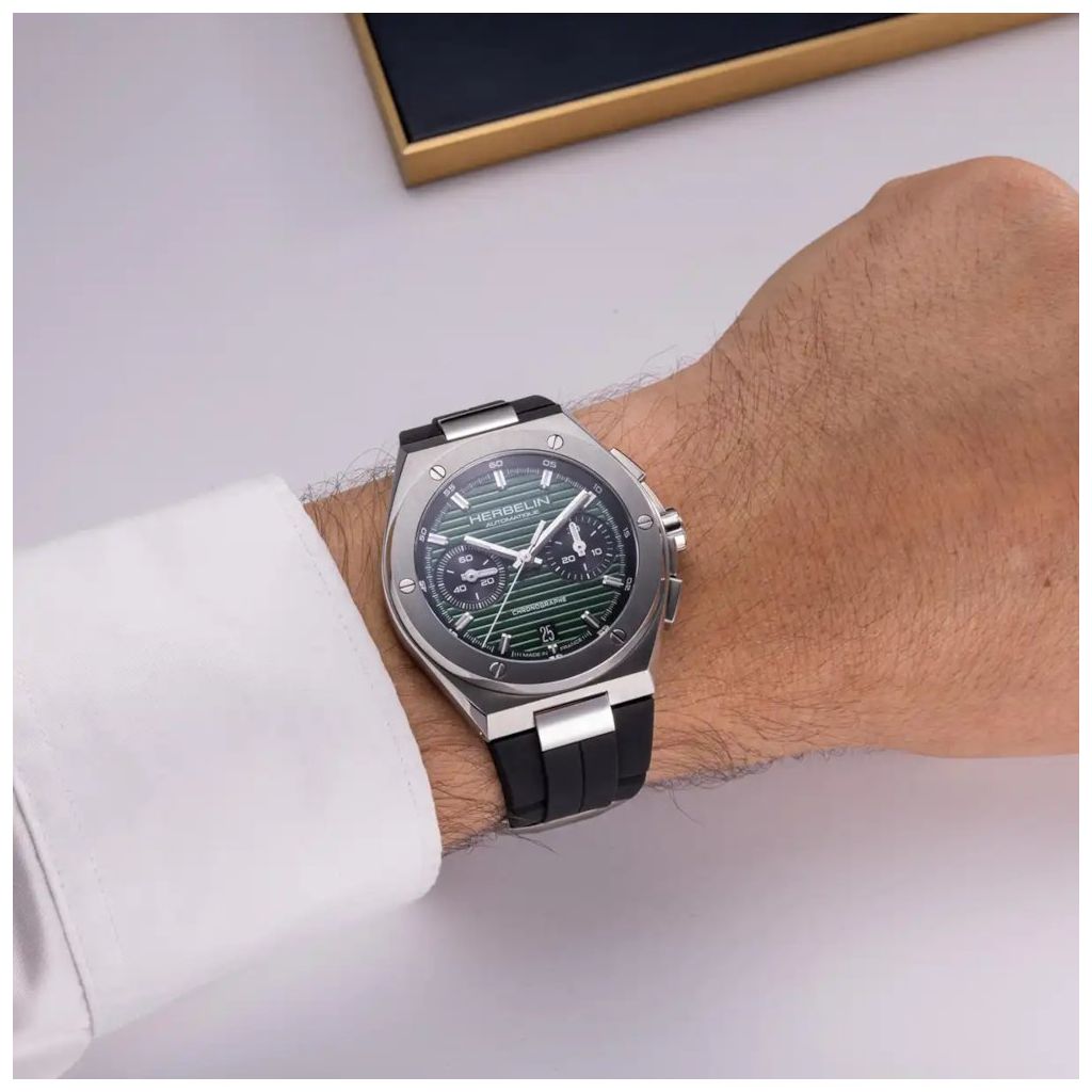 ZEGAREK HERBELIN CAP CAMARAT AUTOMATIC CHRONOGRAPH