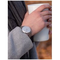 ZEGAREK JUNGHANS MAX BILL HANDAUFZUG