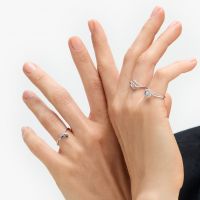 Pierścionek złoty z diamentami